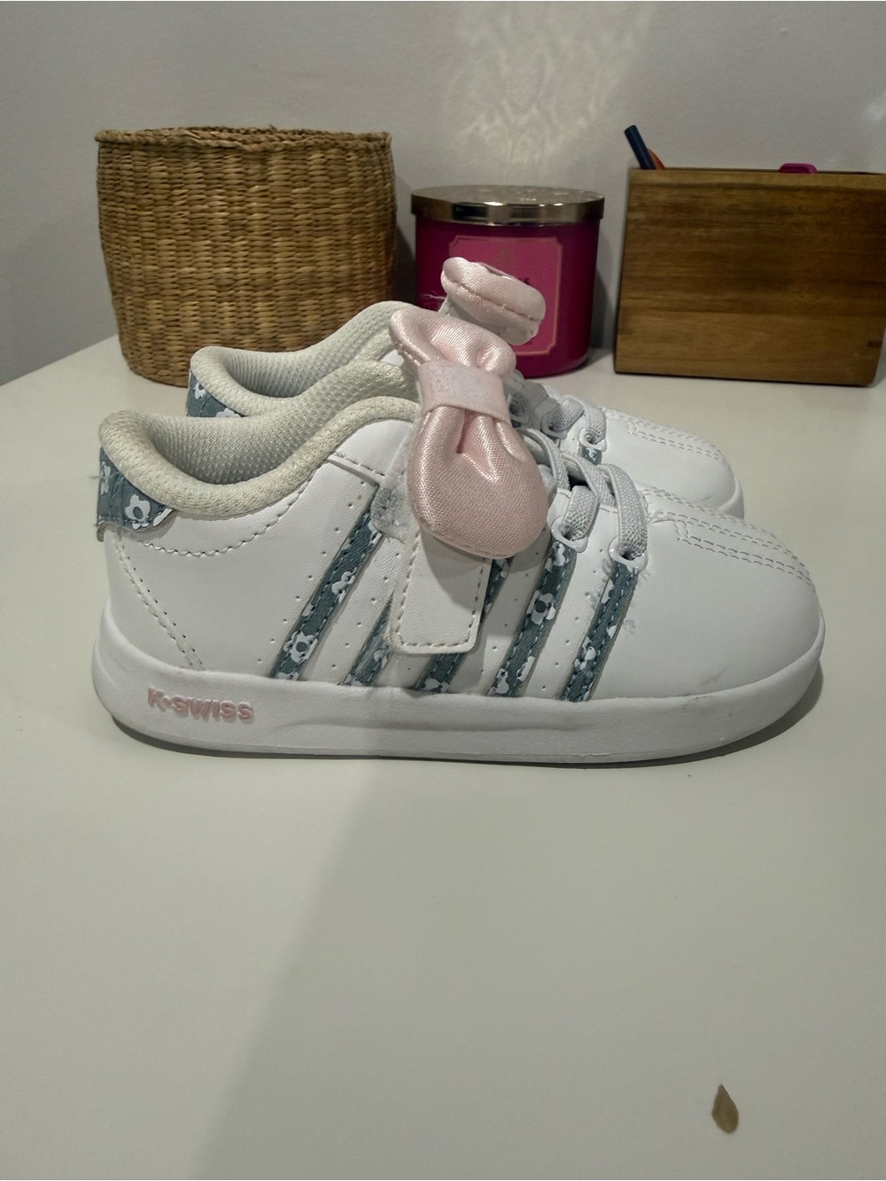 K-Swiss Kids White Sneakers with Pink Bow and Gray Accent Stripes